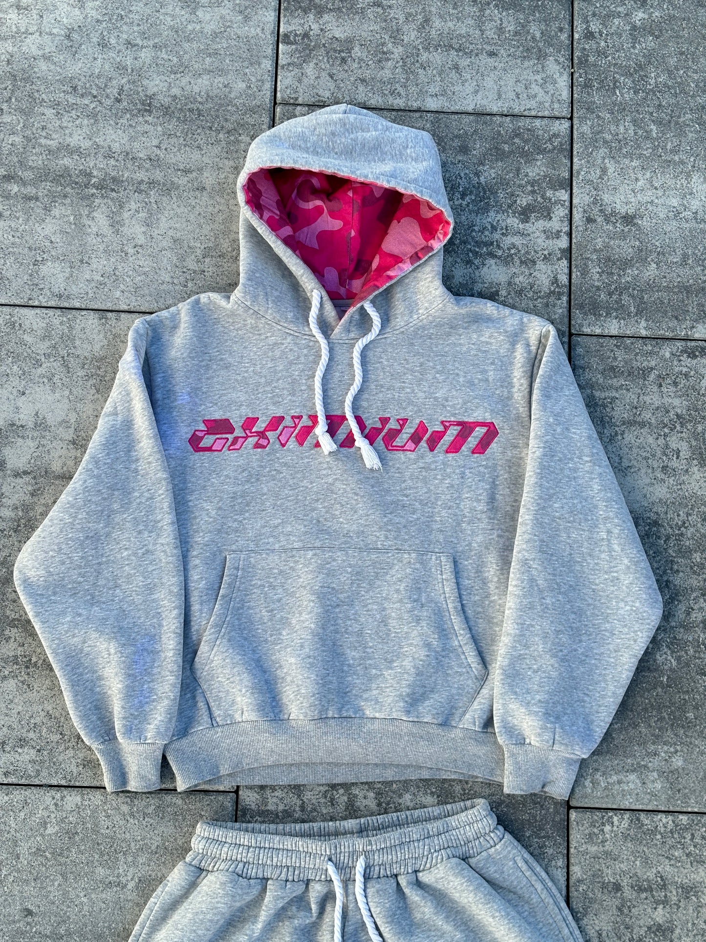 EXIMIUM Heavyweight Hoodie – 400 GSM