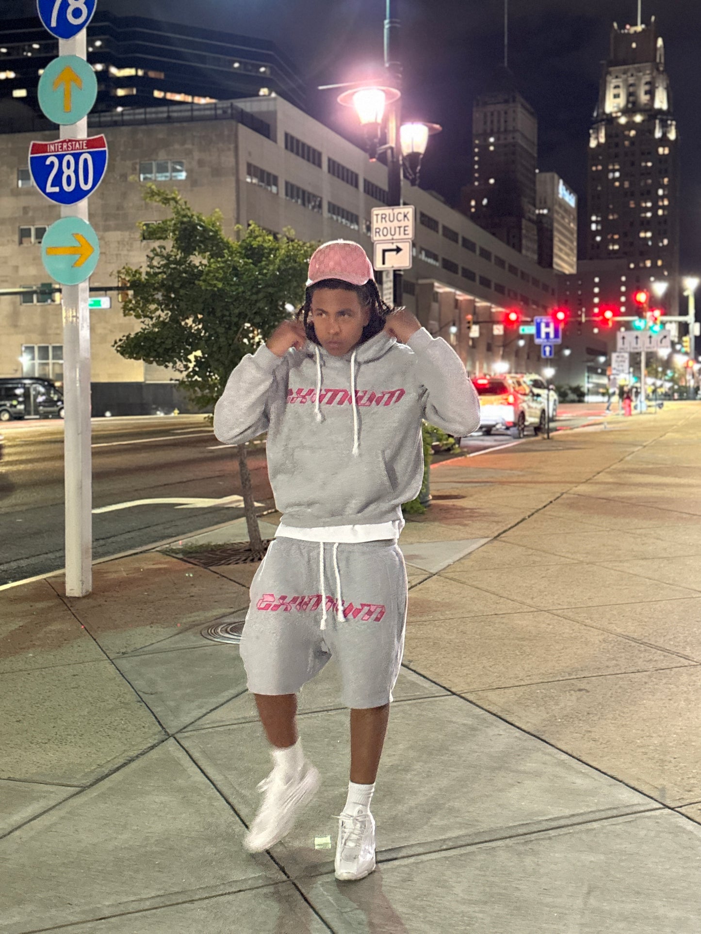 EXIMIUM Heavyweight Hoodie – 400 GSM