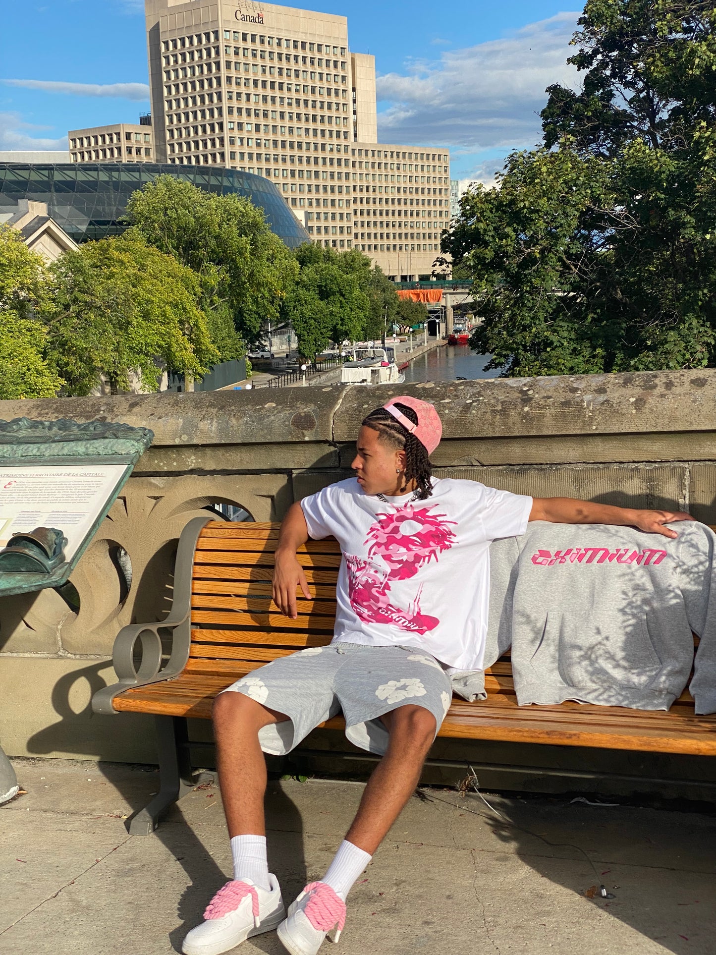 EXIMIUM MONEY-POLAR T-TSHIRT